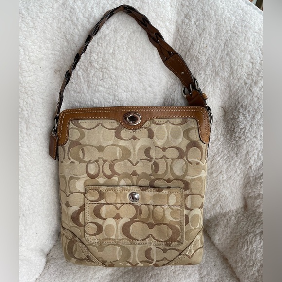 Coach Chelsea Optic Signature Hobo Handbag Tan Brown 10990